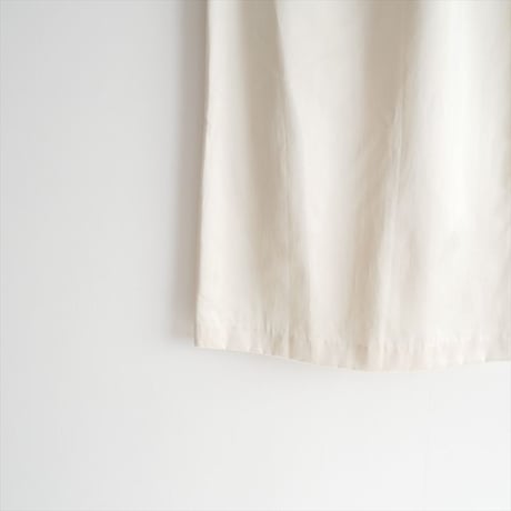 2025AW 未使用 MICA&DEAL サテンタイトスカート 0125102008 2605-2075