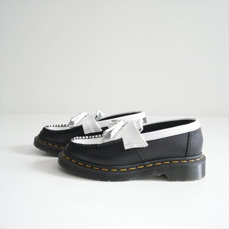 2026 Dr. Martens ADRIAN ブラックホワイト ローファー シューズ 42981001 2608-2042