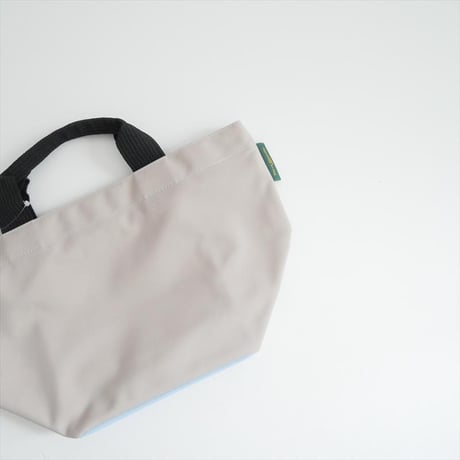 継続販売型 未使用 Herve Chapelier 1027N(ナイロン舟型トートM) ナクル×ブルエ 2608-0727