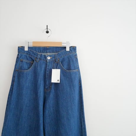 2025・人気完売品 CANAL JEAN購入品 choice_cnl テーパードデニムパンツ （ライトインディゴ） 85101543 2607-0357
