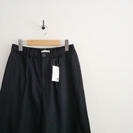 2026AW今季新作 GALERIE VIE ノンマーセライズドコットン タックパンツ 23046404001 2610-0204