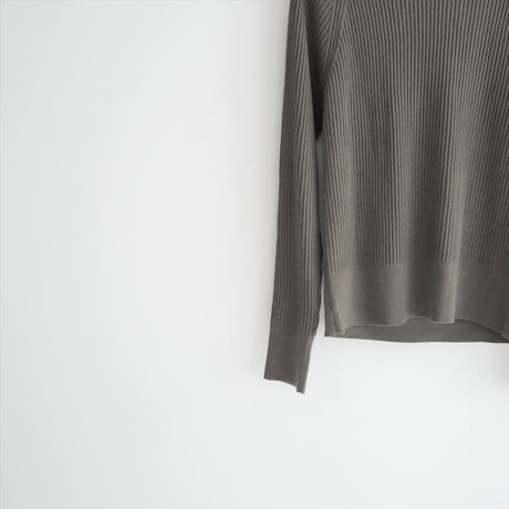 2025AW・人気完売品 MUSE de Deuxieme Classe / refind プルオーバー / 25080520703030 2602-0603