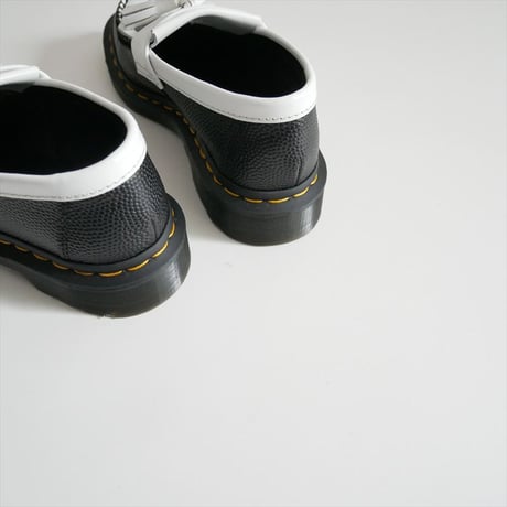 2026 Dr. Martens ADRIAN ブラックホワイト ローファー シューズ 42981001 2608-2042