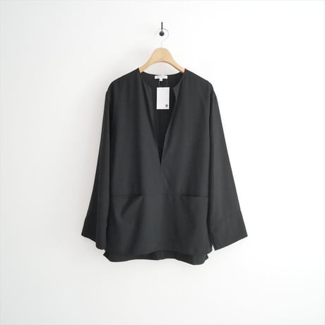 2026 BLAMINK BLMK R スリットネックブラウス 79212000011 2607-0262