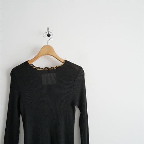 2026AW今季・人気完売品 GALERIE VIE購入品 v::room コットンリブ ラウンドネックプルオーバー 27136513013 2610-0675