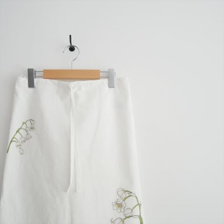 2026SS今季 MADISONBLUE MIDDLE SKIRT MUGEUET C/LI MB261-6002 2607-2055
