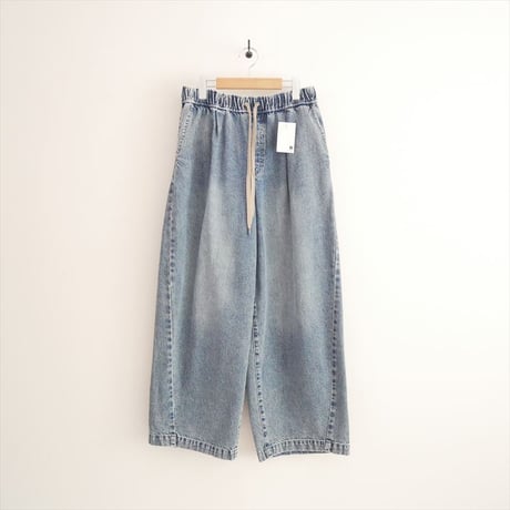 継続販売品・人気完売品 未使用 JOURNAL STANDARD イージーデニムワイドパンツ 25030400706310 2608-1137