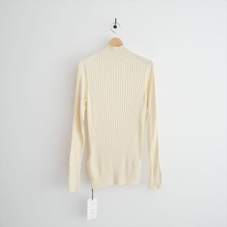 2025AW・人気完売品 SUSURI / ポエータハイネックセーター / 25-850 2603-1011