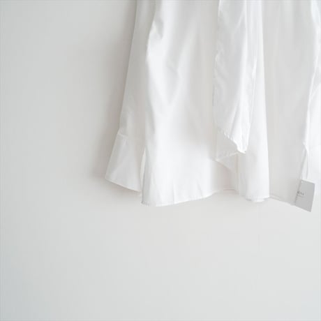 2025AW  IENA LA BOUCLE コットンフロンタブルボウタイブラウス 25051914102040 2605-2131