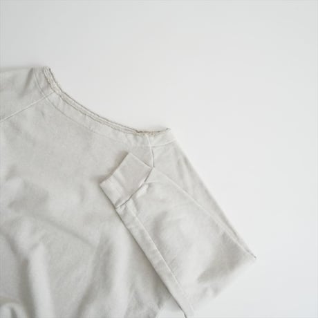 2025AW・人気完売品 未使用 Whim Gazette オフショル裏毛プルオーバー WGZ1052206A0001 2605-0577