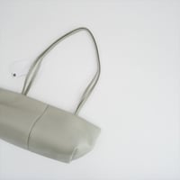 継続販売品 TOMORROWLAND同型お取扱い Maeden Boulevard Sling ショルダーバッグ 27035403003 2608-1535