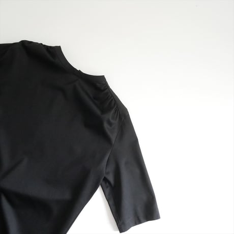 人気完売品 deres Pamela / first class T shirt DER24SS-SC-001 2607-2185
