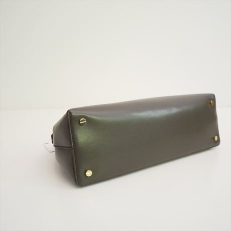 継続販売品 TOTEME T-Lock leather top handle 2609-0966