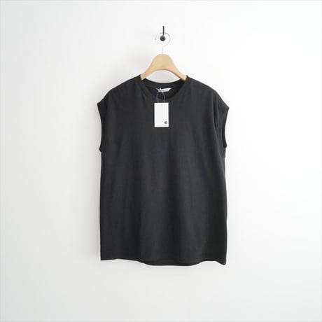 継続販売品 AURALEE SEAMLESS CREW NECK SLEEVELESS A00T06ST 2607-1032