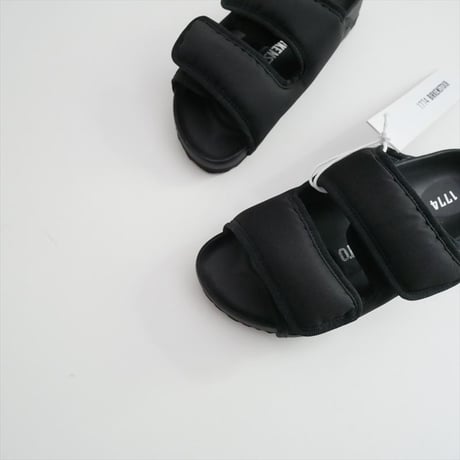 継続販売品・人気完売品 未使用 BIRKENSTOCK Cosy Nylon 1774 サンダル 1030404 2609-0137