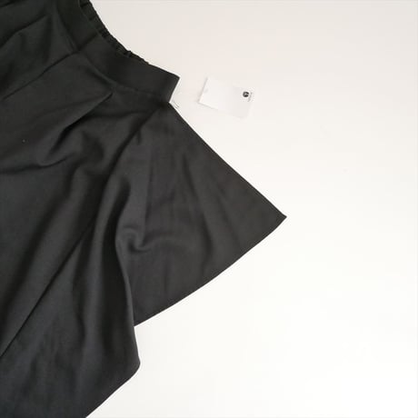 継続販売品・人気完売色 cygne サイドフレアパンツ Ron CY2511-04-0017 2607-0888