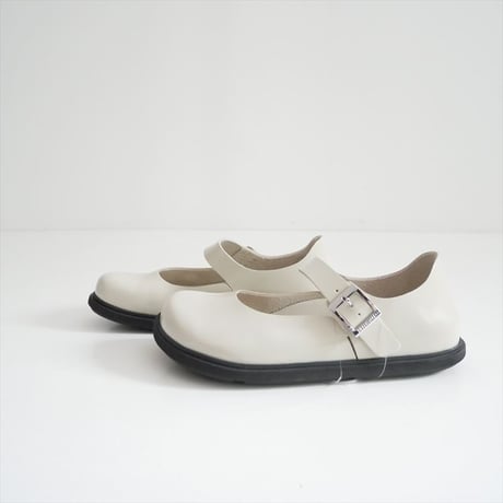 継続販売型・人気完売品 TOMORROWLAND別注 BIRKENSTOCK MANTOVA 38015501050 2609-0348