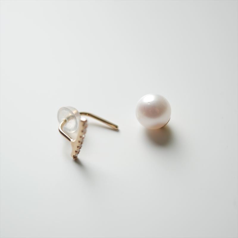 継続販売品 Hirotaka ショートバー ダイヤモンド ピアス / アコヤ