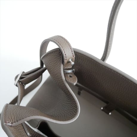 人気完売品 未使用 THE ROW Soft Margaux 12 W1586L133 2607-0016