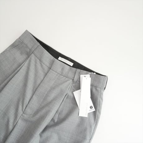 継続販売品 未使用 GALERIE VIE ウォッシャブルトロピカル ツータックストレートパンツ 23046104104 2609-0305