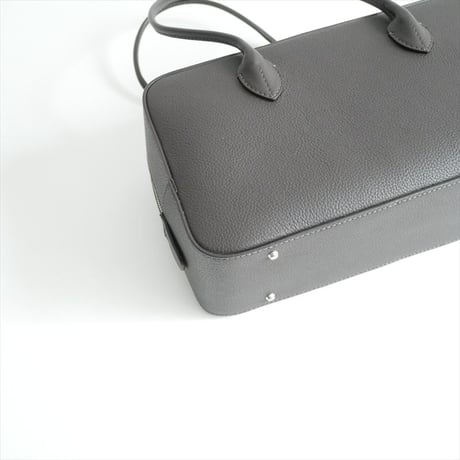2025 martinique別注 MAISON CANAU EWボックスボストン シュリンクレザー バッグ 2607-0848