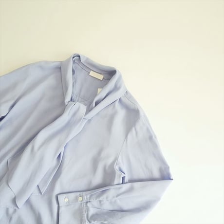 2026・人気完売品 Ballsey TOMORROWLAND ジュエルコットン ワイドボウタイブラウス 11016201101 2607-0803