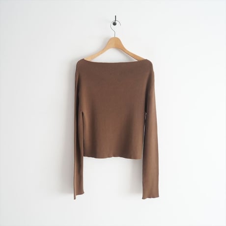 DEUXIEME CLASSE / off shoulder プルオーバー / 24080500709010 / 2405-0574