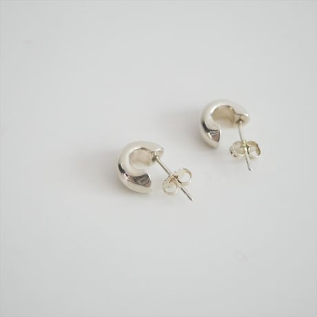 TOMORROWLAND購入品 AGMES DAHLIA HUGGIES ミニピアス 2608-1223