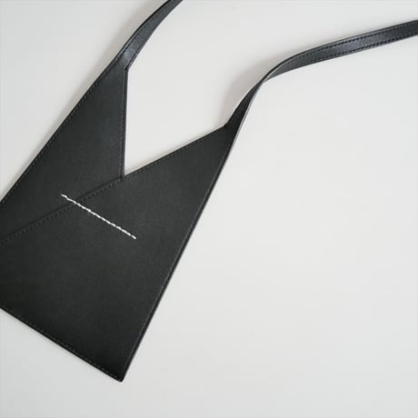 MM6 Japanese Phone Shoulder Bag SA5VL0005 P4811 2610-0392