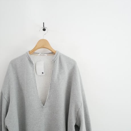継続販売品 Whim Gazette スウェットVネックプルオーバー WGZ1022206A0002 2605-1230