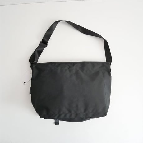 人気完売品 SHINZONE別注品 AMIACALVA MESSENGER BAG 2607-0705