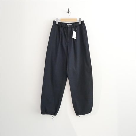 2026AW今季新作 GALERIE VIE ノンマーセライズドコットン タックパンツ 23046404001 2610-0204