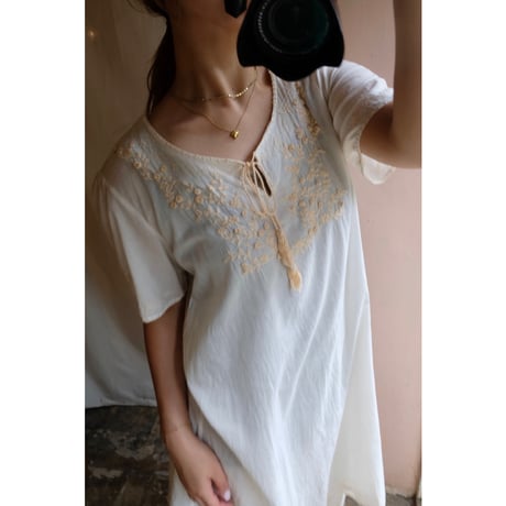 ivory embroidery one-piece