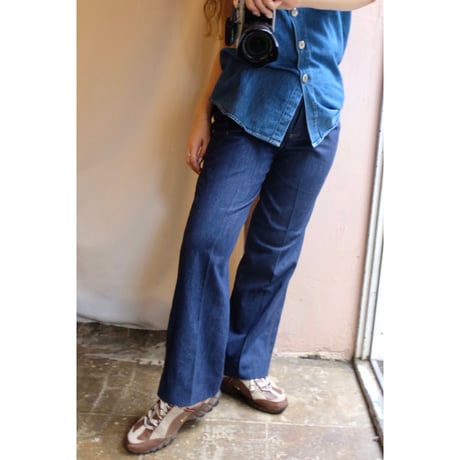 yellow stitch denim pants