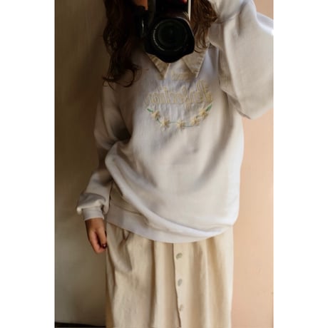 white flower sweat