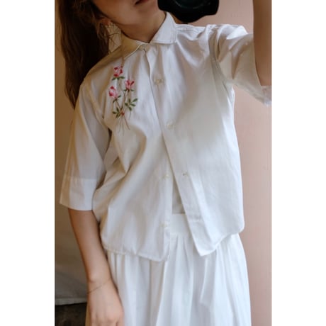 vintage embroidery shirt