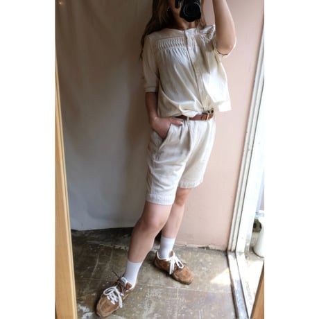 ivory half pants