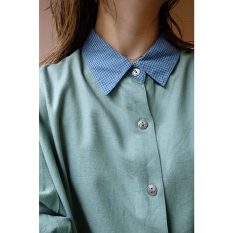 green shirt