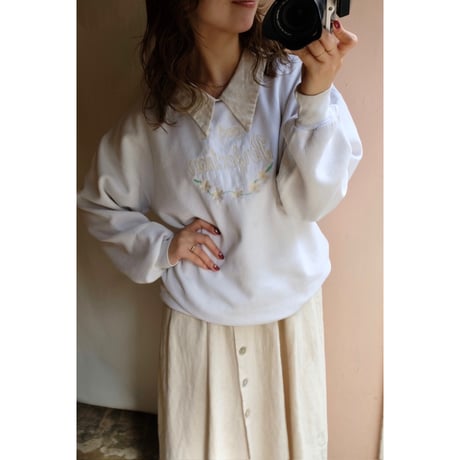 white flower sweat