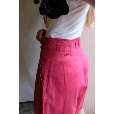 wine red half pants