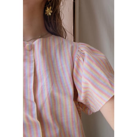 colorful frill blouse