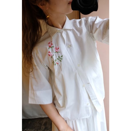 vintage embroidery shirt