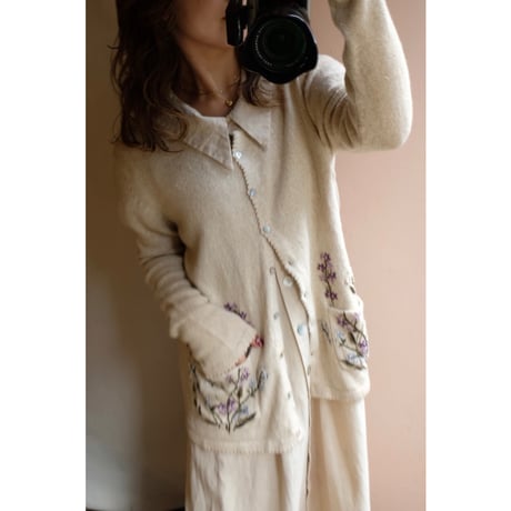 beige flower cardigan