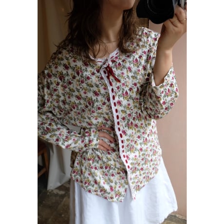 flower cardigan