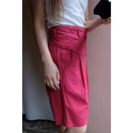 wine red half pants