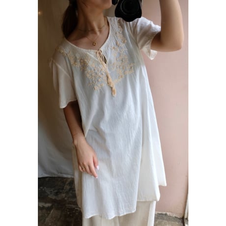 ivory embroidery one-piece