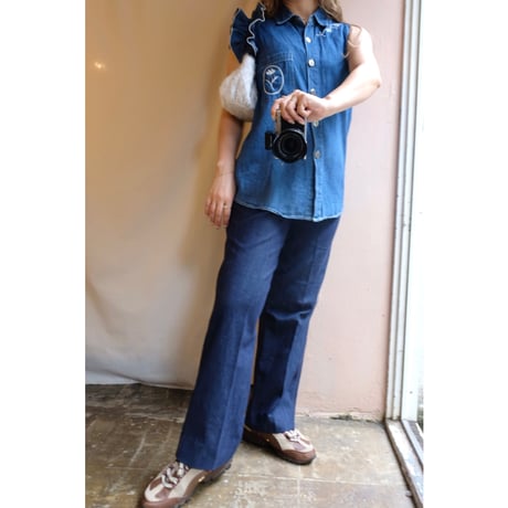 yellow stitch denim pants