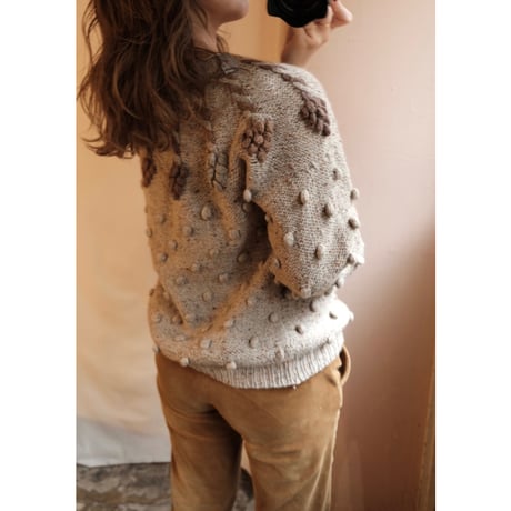 brown pompom knit