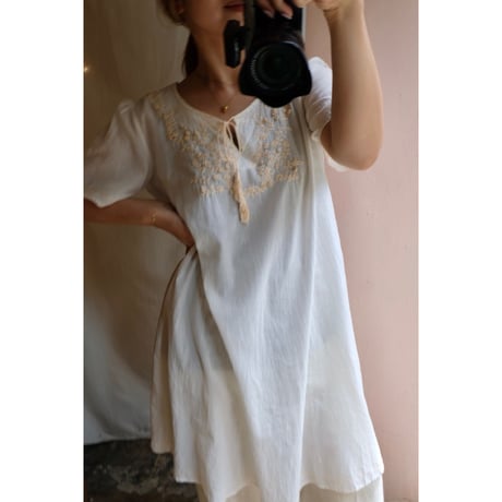 ivory embroidery one-piece