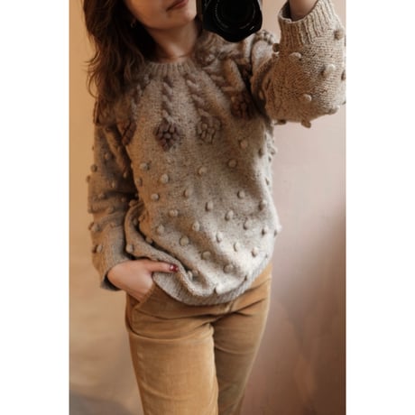 brown pompom knit